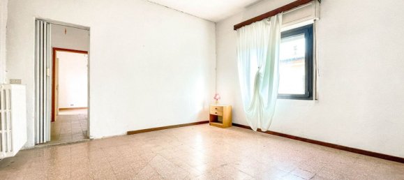 6 bedrooms House in Momo, Italy No. 377462 9