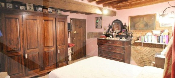 4غرفة شقة في Peccioli, Italy رقم 22512 17