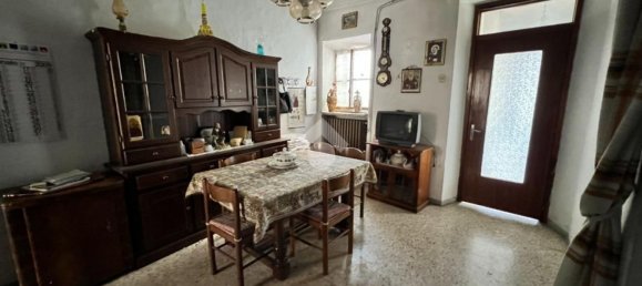 6 rooms House in Castellamonte, Italy No. 33820 18