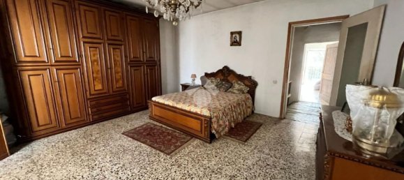 6 rooms House in Castellamonte, Italy No. 33820 13