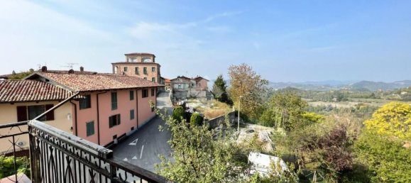 6 rooms House in Castellamonte, Italy No. 33820 2