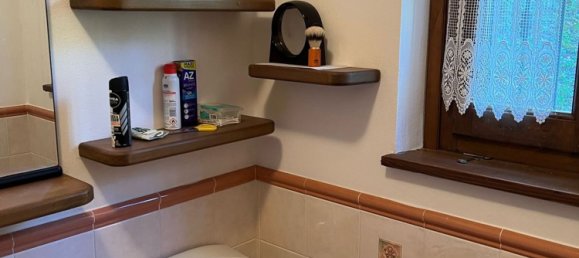 2غرفة منزل في Zeri, Italy رقم 256428 21