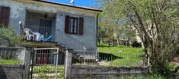 2غرفة منزل في Zeri, Italy رقم 256428 6