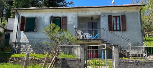 2غرفة منزل في Zeri, Italy رقم 256428 5