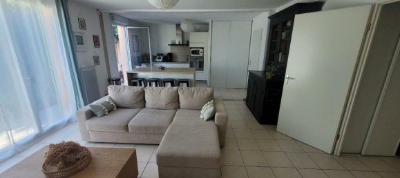 3 bedrooms Villa in Morieres-les-Avignon, France No. 284780 6