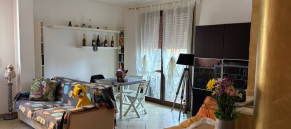 2 Schlafzimmer Wohnung in Trecate, Italy, Nr. 344440 2