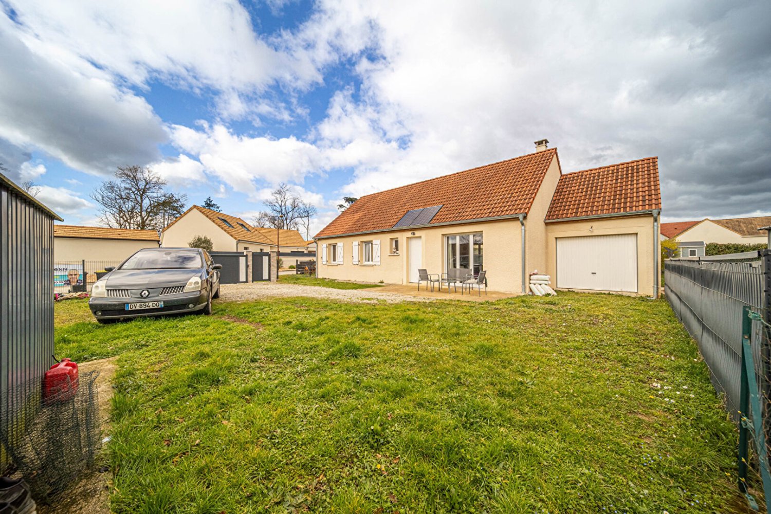 3 Schlafzimmer Haus in Lessard-le-National, France, Nr. 205100