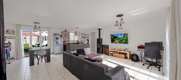 3 Schlafzimmer Haus in Lessard-le-National, France, Nr. 205100 4