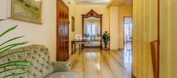 6-Zimmer Wohnung in Modena, Italy, Nr. 173264 2