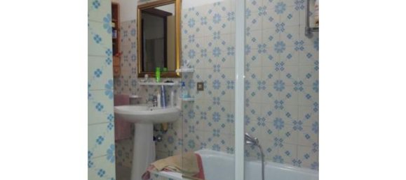 2 bedrooms Apartment in Recanati, Italy No. 253728 2