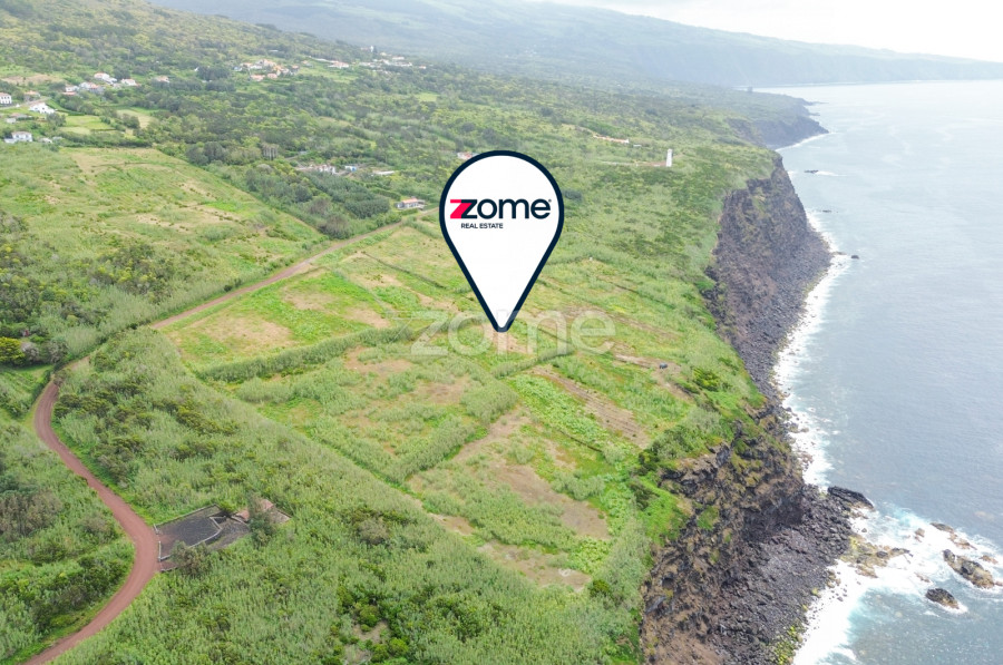 Terreno en Horta, Portugal No. 217953