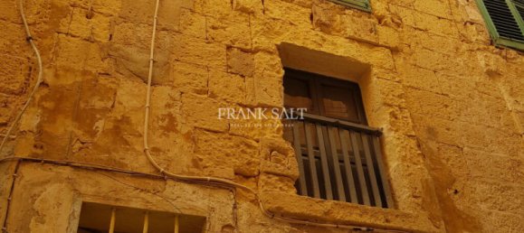 Adosado de 4 dormitorios en Birgu, Malta No. 2702 20