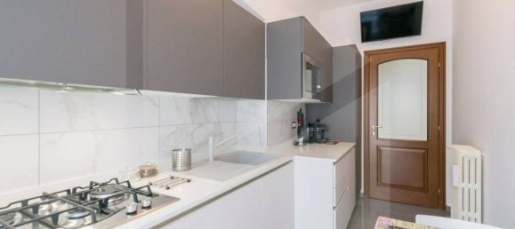 2 bedrooms Apartment in Milan, Italy No. 332135 6