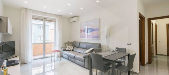 2 bedrooms Apartment in Milan, Italy No. 332135 5