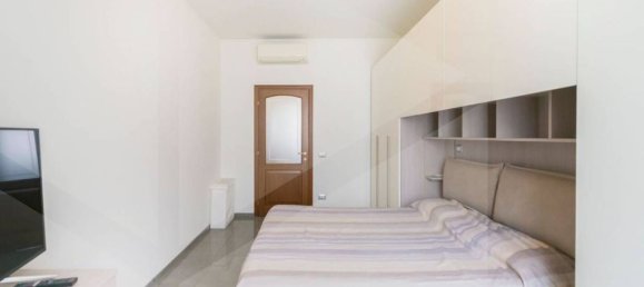 2 bedrooms Apartment in Milan, Italy No. 332135 10