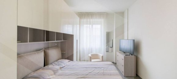 2 bedrooms Apartment in Milan, Italy No. 332135 9