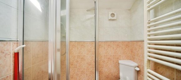 3 bedrooms House in London, United Kingdom No. 11480 11