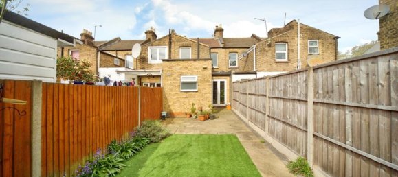 3 bedrooms House in London, United Kingdom No. 11480 17