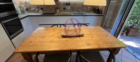 3 bedrooms Villa in Castellanza, Italy No. 340659 8