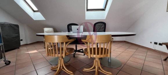 3 bedrooms Villa in Castellanza, Italy No. 340659 24