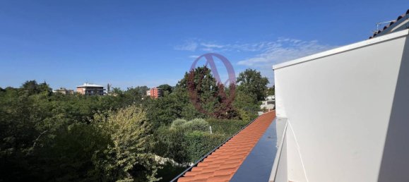 3 bedrooms Villa in Castellanza, Italy No. 340659 26