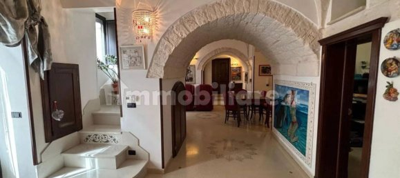5 bedrooms Villa in Ceglie Messapica, Italy No. 348112 8