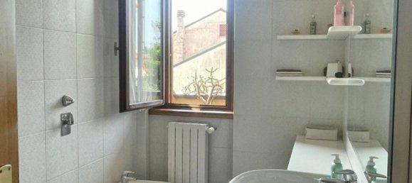 4-Zimmer Haus in Merate, Italy, Nr. 336443 15