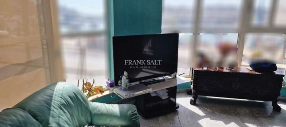 2 bedrooms Apartment in Gzira, Malta No. 2205 2