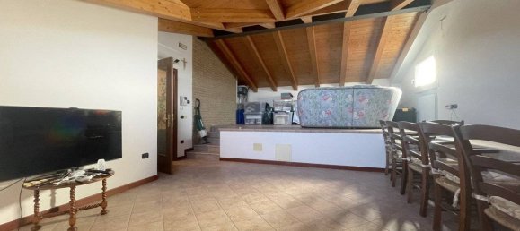 3 Schlafzimmer Villa in Brugine, Italy, Nr. 138498 27