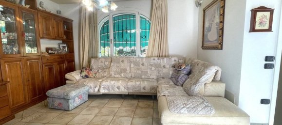 3 Schlafzimmer Villa in Brugine, Italy, Nr. 138498 8