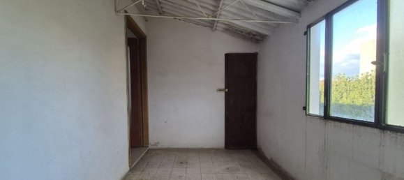 9 rooms House in Nocciano, Italy No. 41880 31