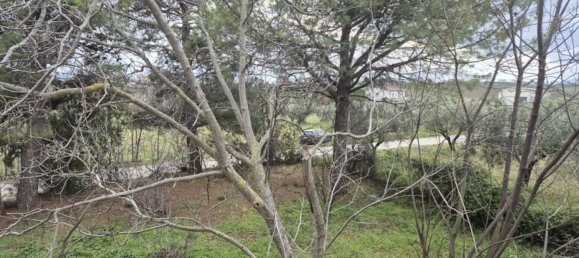 9 rooms House in Nocciano, Italy No. 41880 10