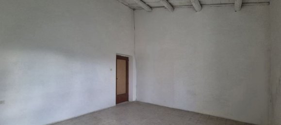 9 rooms House in Nocciano, Italy No. 41880 35