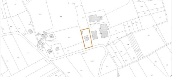 9 rooms House in Nocciano, Italy No. 41880 36