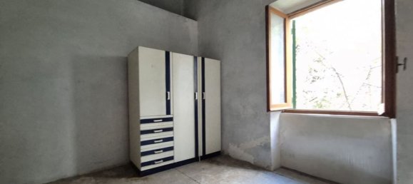 9 rooms House in Nocciano, Italy No. 41880 26
