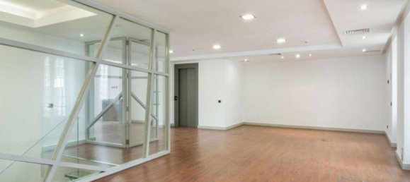 493m² Building in Lisbon, Portugal No. 91959 18