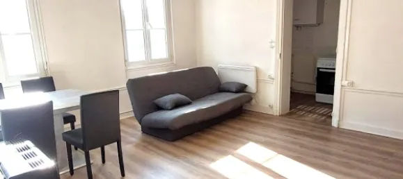 1 bedroom Apartment in Saint-Quentin, France No. 352474 2