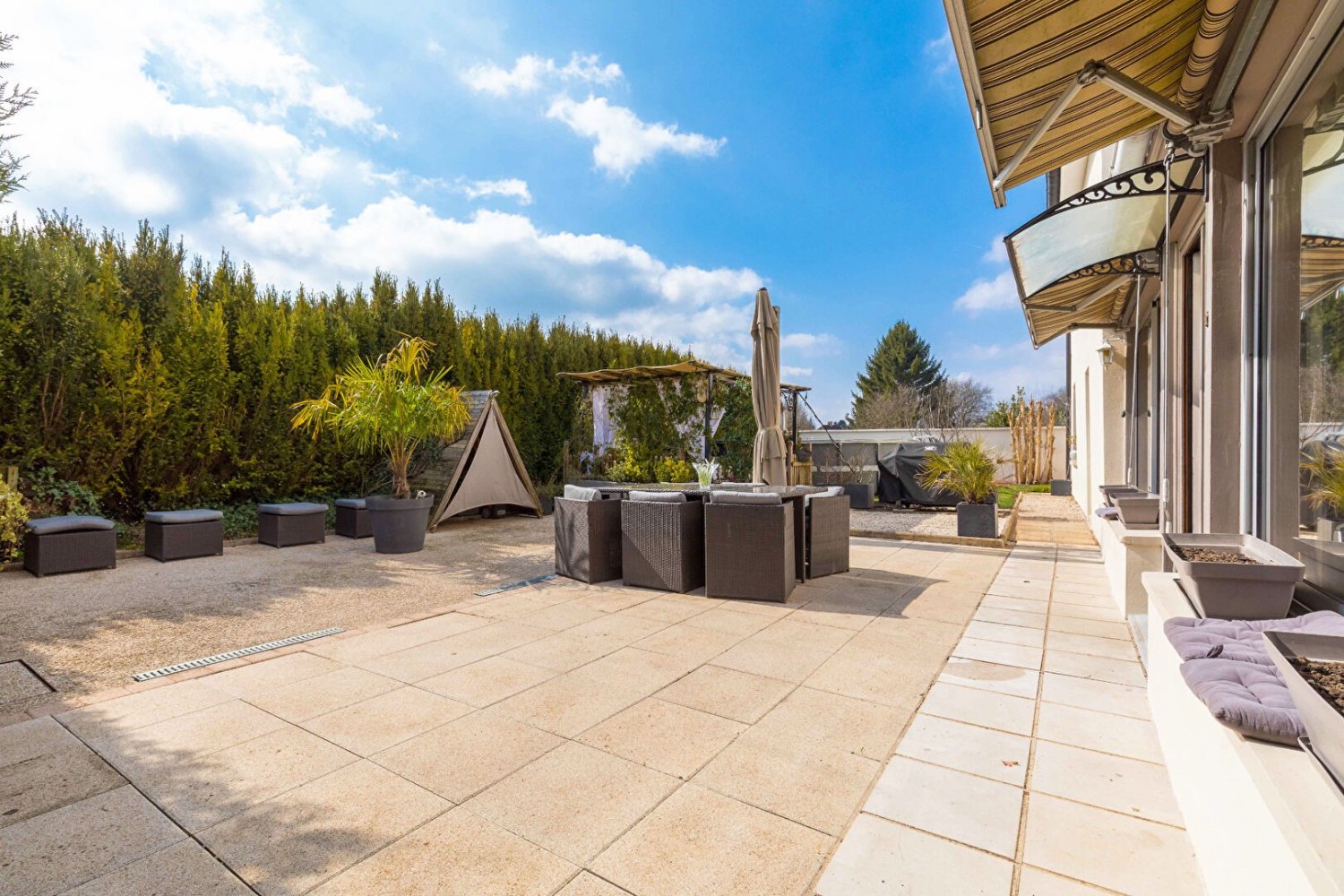 3 غرف نوم فيلا في Saint-Julien, France رقم 205003