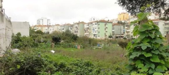 1812m² Land in Lisbon, Portugal No. 113107 11
