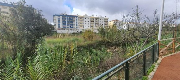 1812m² Land in Lisbon, Portugal No. 113107 9