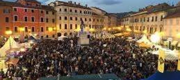 6-salle Maison à Sarzana, Italy No. 194098 86