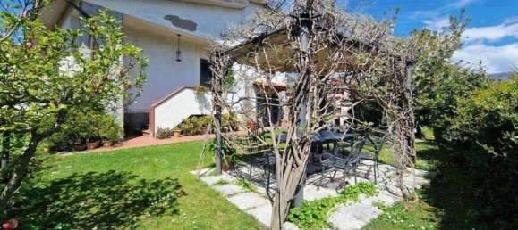 6-salle Maison à Sarzana, Italy No. 194098 2