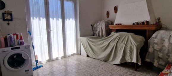 6-salle Maison à Sarzana, Italy No. 194098 4