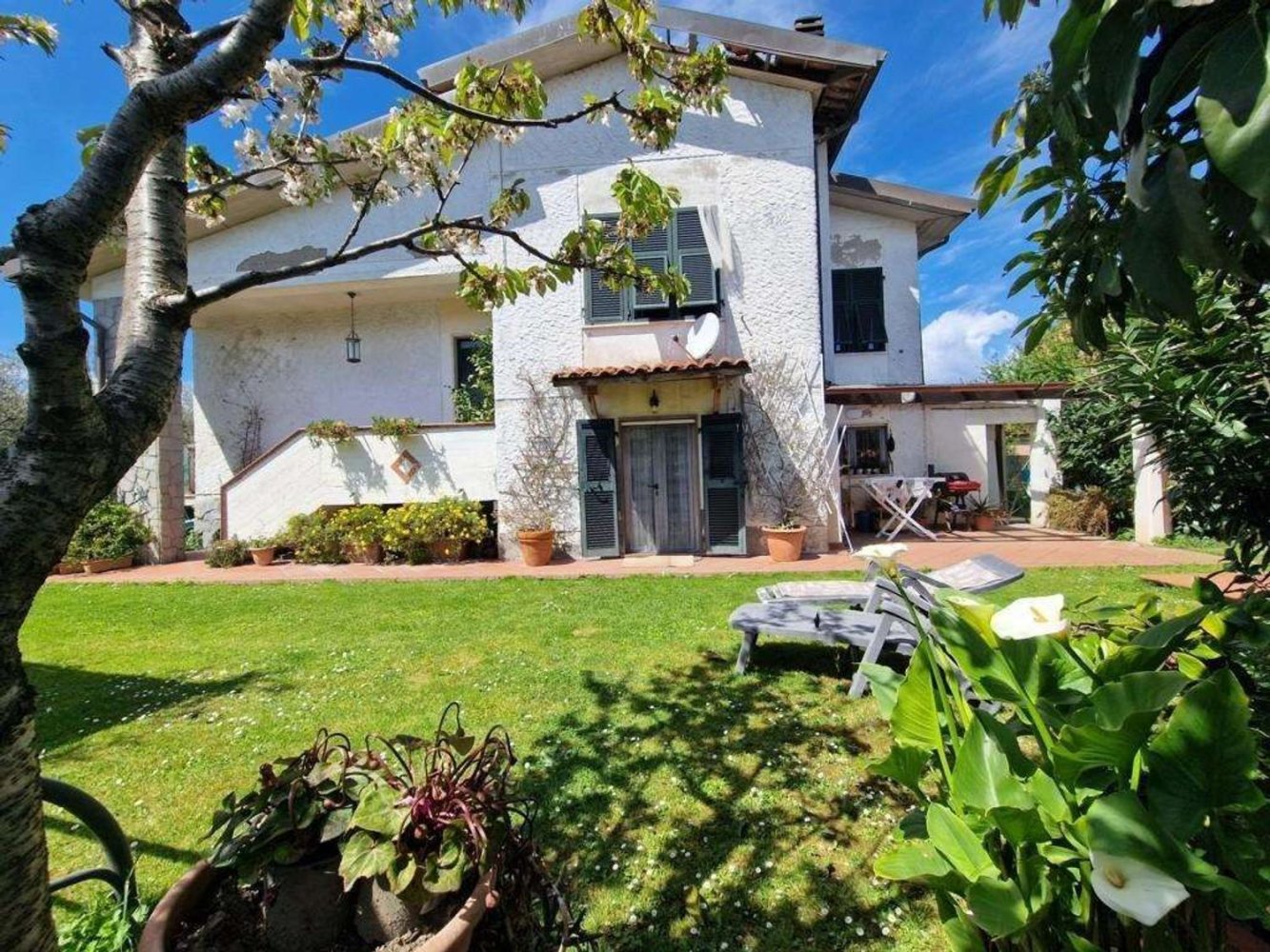 6-salle Maison à Sarzana, Italy No. 194098