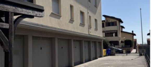 4 Schlafzimmer Wohnung in Cento, Italy, Nr. 321433 5