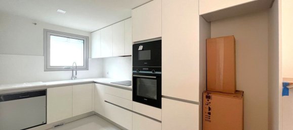 4 bedrooms House in Porto, Portugal No. 121762 5