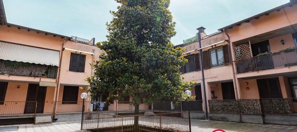 2 rooms Apartment in Dairago, Italy No. 331525 33