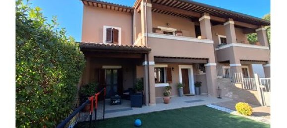 Villa de 2 dormitorios en Trevi, Italy No. 304825 2