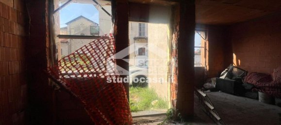 3-salle Appartement à Torrevecchia Pia, Italy No. 332707 21