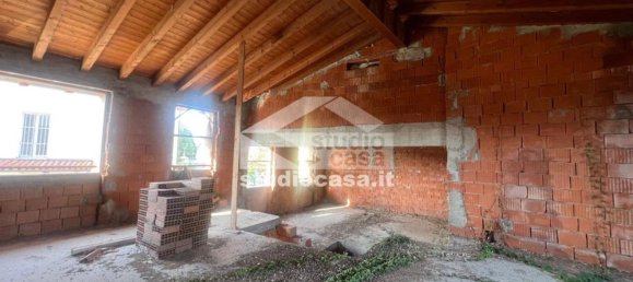 3-salle Appartement à Torrevecchia Pia, Italy No. 332707 2